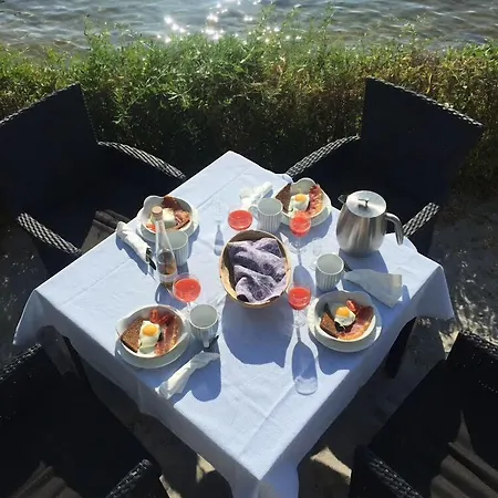 Oda ve Kahvaltı Troense By The Sea Svendborg