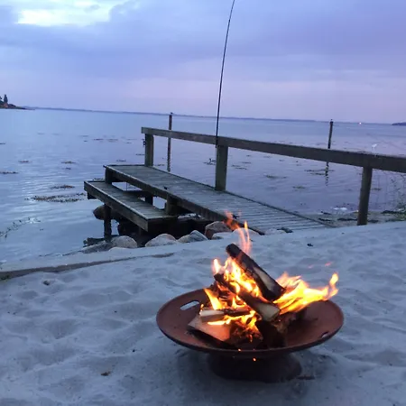 Troense By The Sea Bed and breakfast 3*