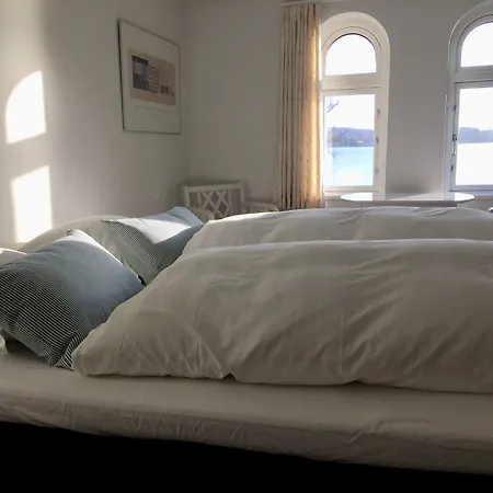 Bed & Breakfast Troense By The Sea 3*