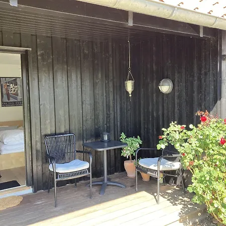 Troense By The Sea 3*