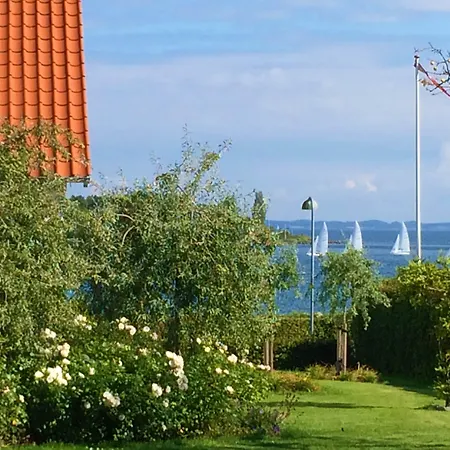 Troense By The Sea Bed & Breakfast Svendborg