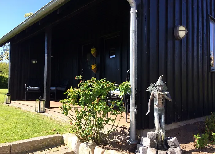 Bed & Breakfast Troense By The Sea 3*