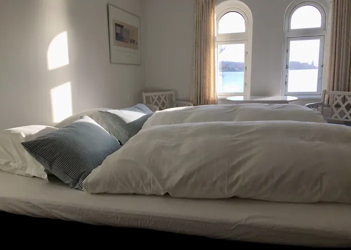 Bed & Breakfast Troense By The Sea 3*